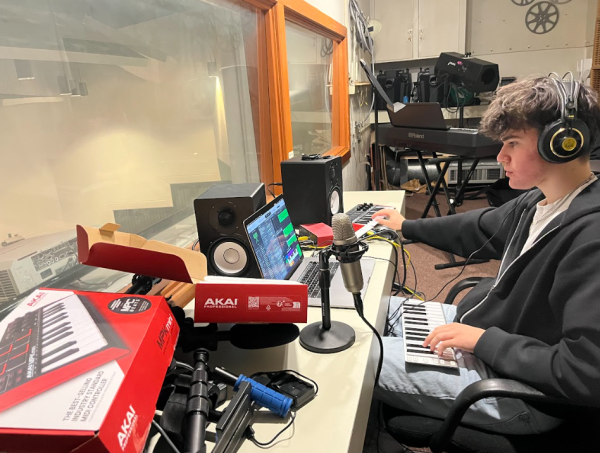 Navigation to Story: February Artist of the Month: Sebastian B. ’28